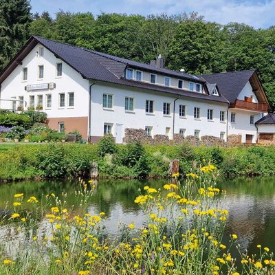 Landhotel Waldschlösschen in Brotterode-Trusetal Landhotel Waldschlösschen in Brotterode-Trusetal