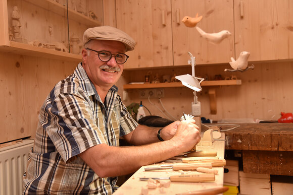 Thüringer Schnitzstube Thüringer Schnitzstube