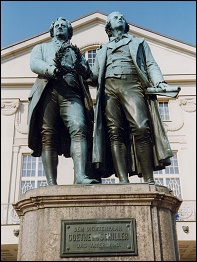 Goethe Schiller Denkmal Weimar Thuringen