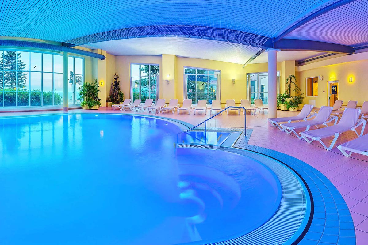 hoteleigenes Schwimmbad