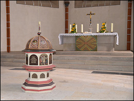 achteckiger Taufstein achteckiger Taufstein