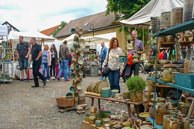 Bürgeler Töpfermarkt Bürgeler Töpfermarkt