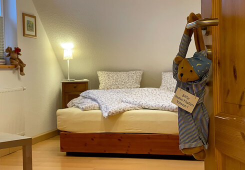 Schlafzimmer mit Doppelbett Schlafzimmer mit Doppelbett