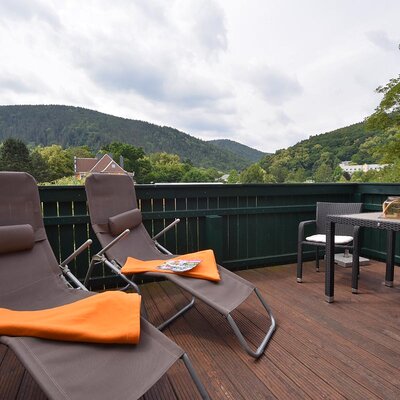 Balkon / Sonnenterrasse Balkon / Sonnenterrasse