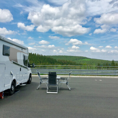 Caravanstellplatz am Biathlonstadion Oberhof Caravanstellplatz am Biathlonstadion Oberhof